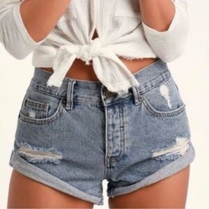 AMUSE SOCIETY Crossroads Medium Wash Distressed Denim Shorts Cuffed Blue Size 28